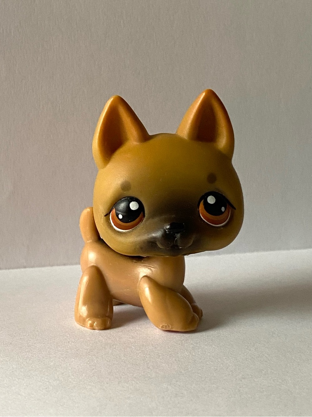 Littlest Pet Shop LPS German Shepherd Brown Hasbro 2004